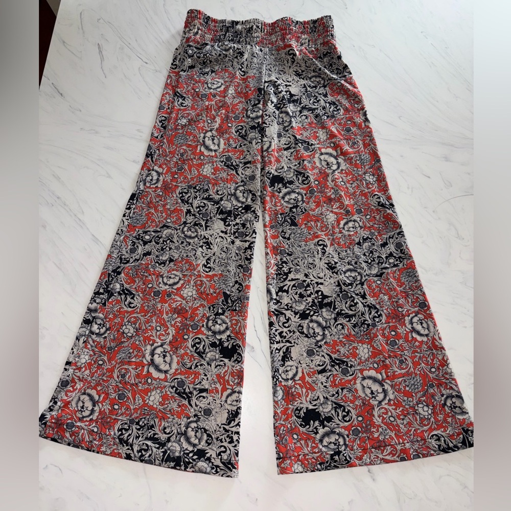 Onzie Flow Loose Wide Leg Crop Pants s/m orange blue floral samba palazzo